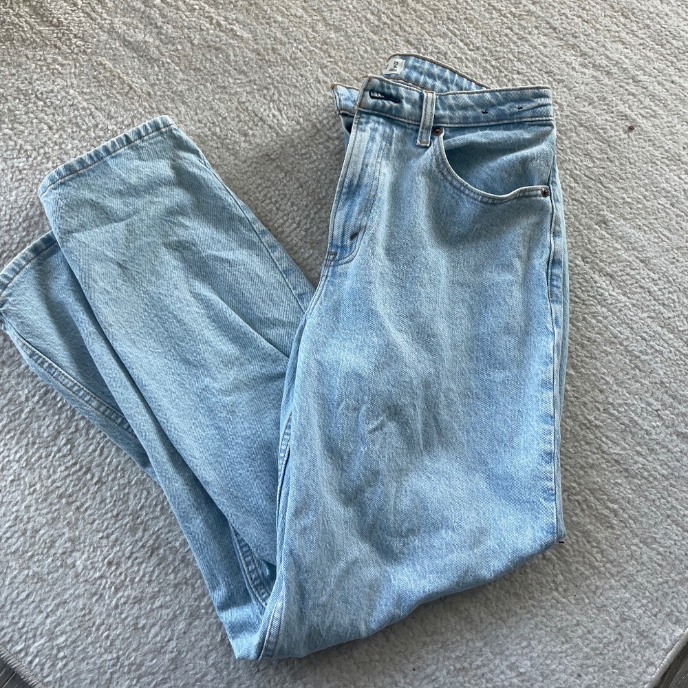 Abercrombie & Fitch Vintage Straight High Rise